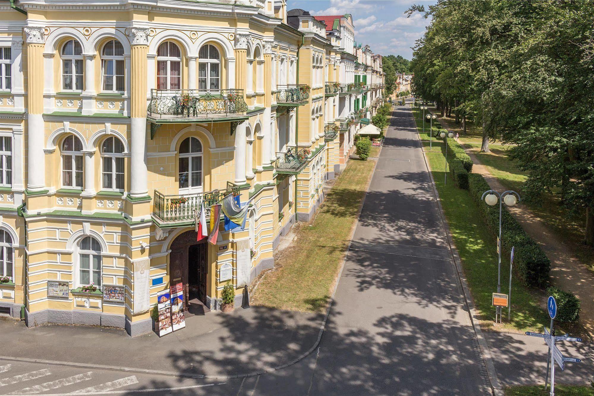 Hotel Metropol Františkovy Lázně Zewnętrze zdjęcie