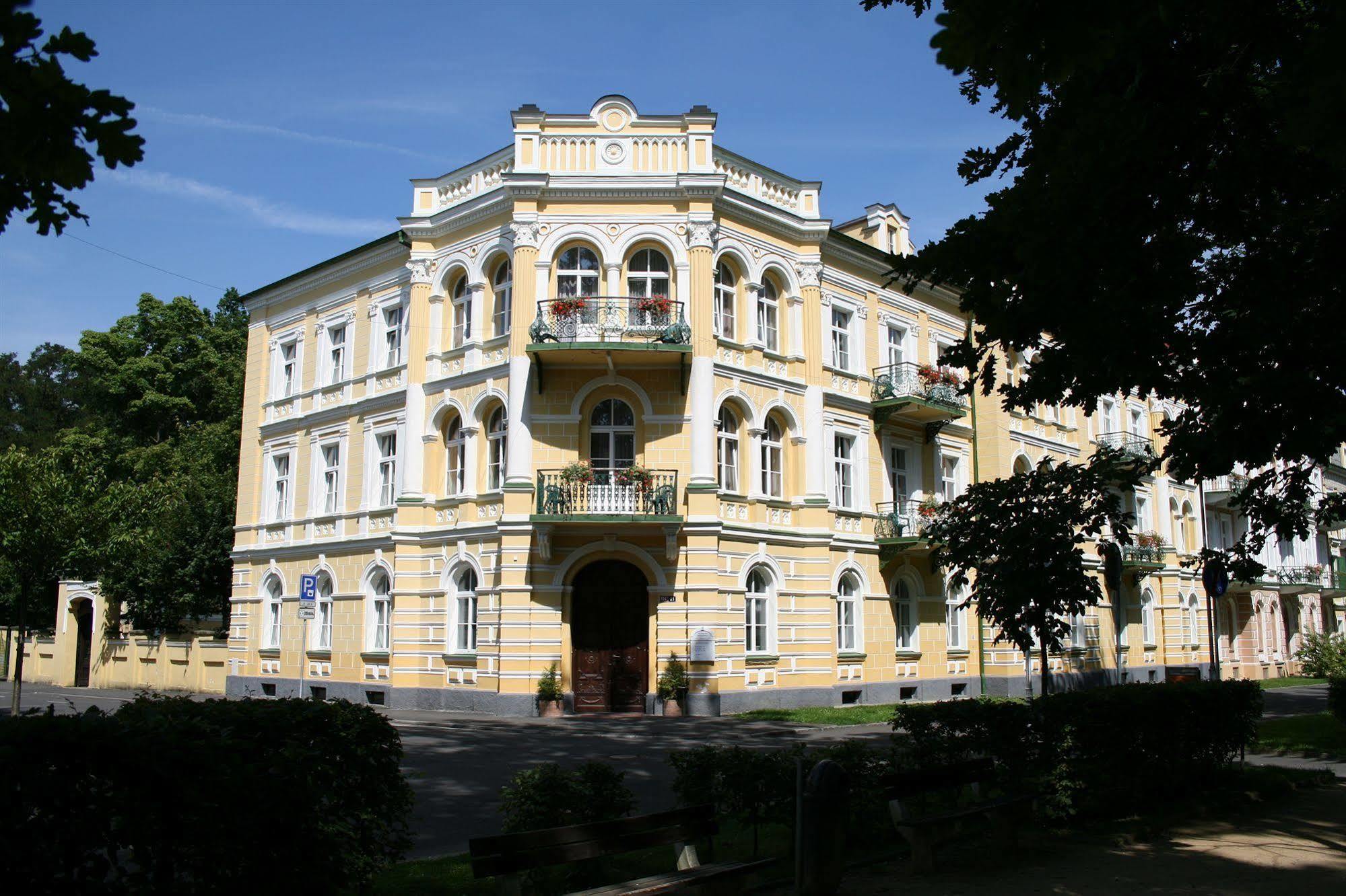 Hotel Metropol Františkovy Lázně Zewnętrze zdjęcie