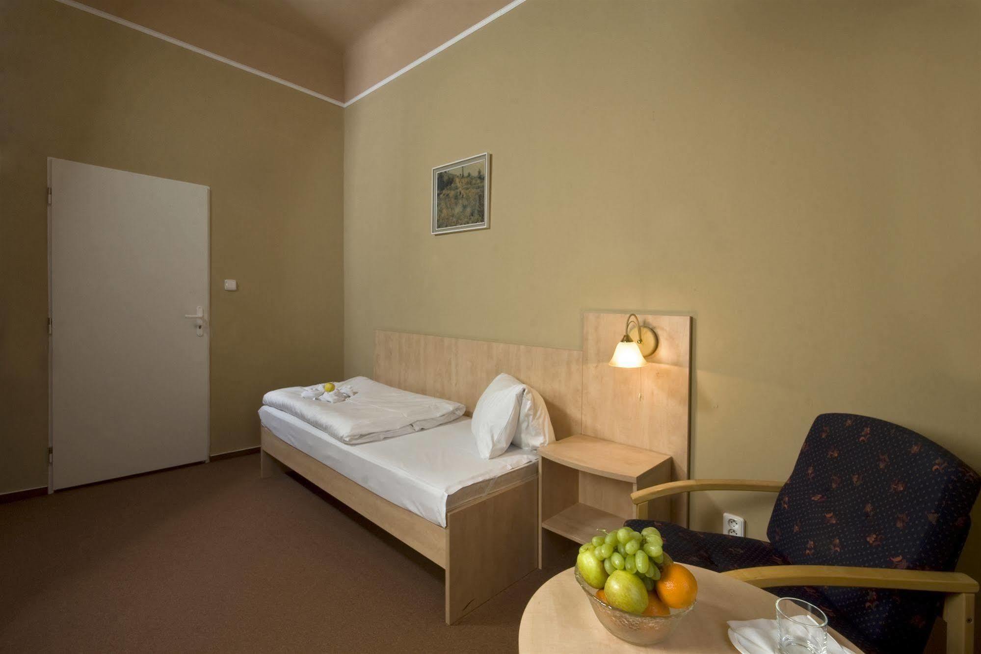 Hotel Metropol Františkovy Lázně Zewnętrze zdjęcie